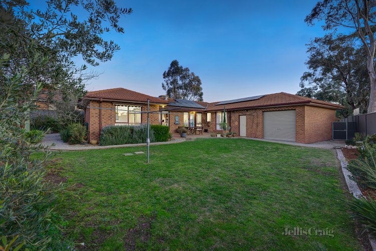 2 Canton Court Diamond Creek 3089