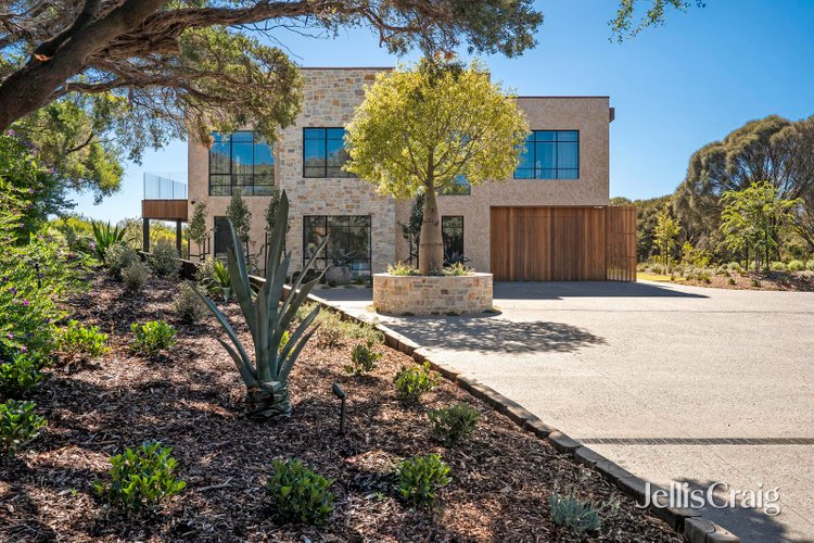 2 Cape Court Cape Schanck 3939