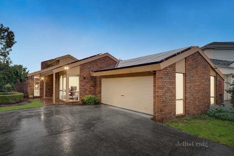 2 Celia Court Doncaster East 3109