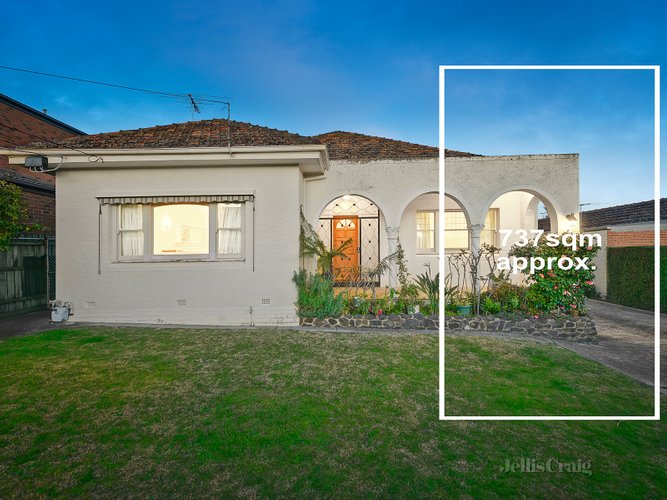 2 Chloris Crescent Caulfield 3162