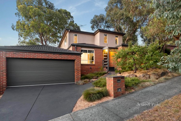 2 Daniel Court Warranwood 3134