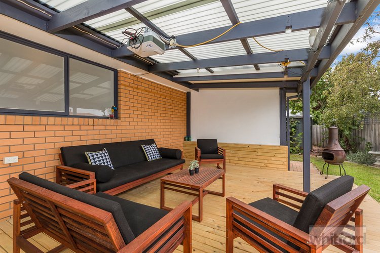 2 De Vere Court, Belmont