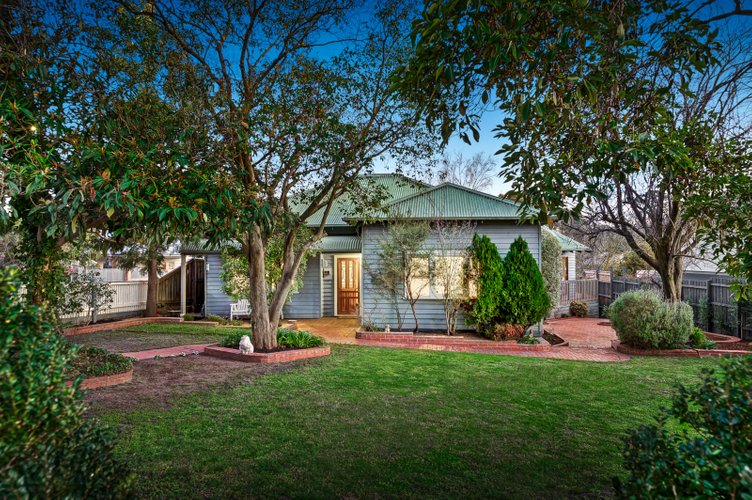 2 Dixon Street Glen Iris 3146