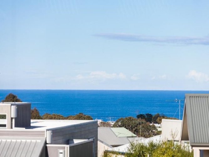 2 Empire Court, Torquay