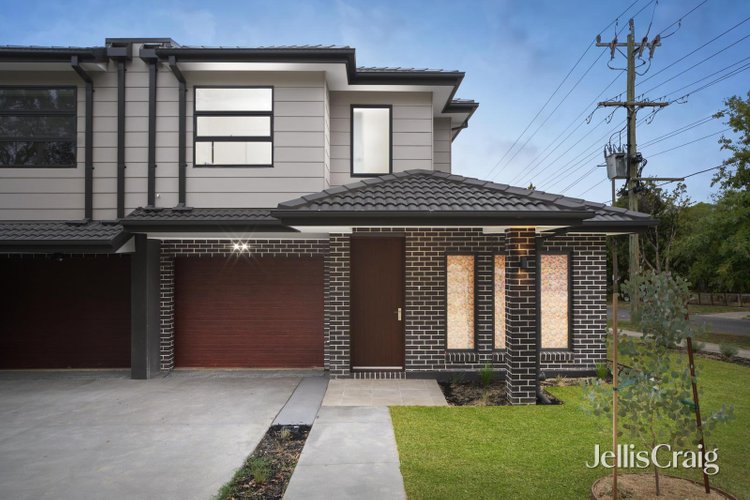2 Ferguson Street Mitcham 3132
