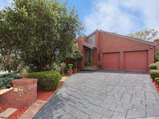 2 Gaelyne Court Warranwood 3134