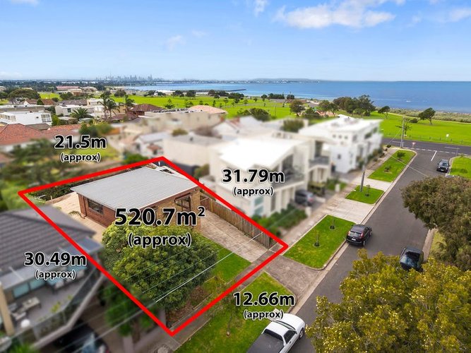 2 Garden Grove Seaholme 3018