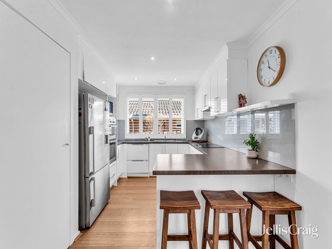 2 Gareth Court Glen Waverley 3150