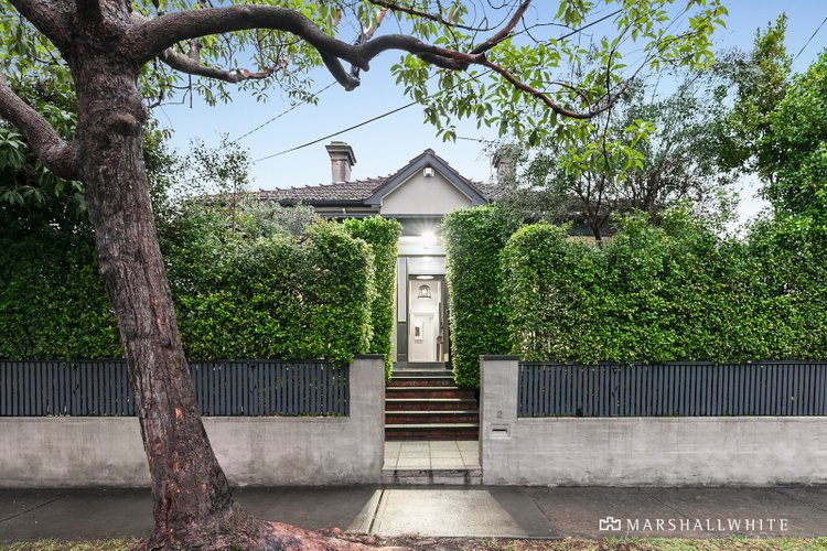 2 Gillman Street