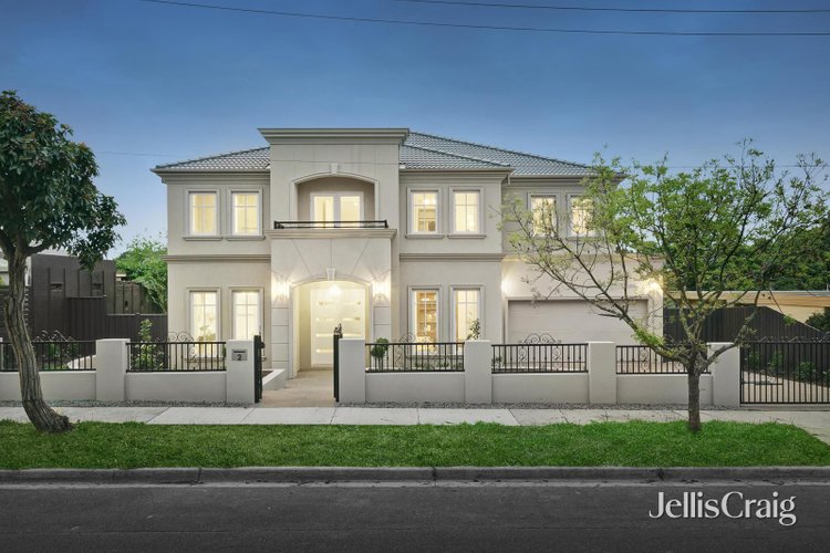 2 Glenarm Place Mount Waverley 3149