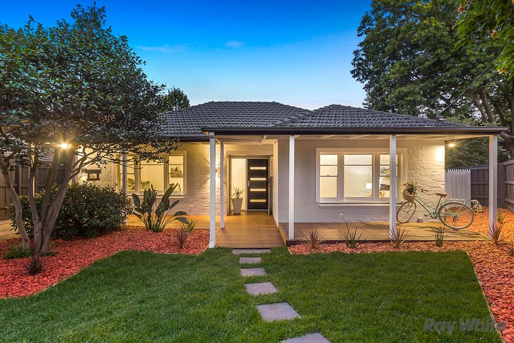 2 Grandview Road Box Hill South 3128