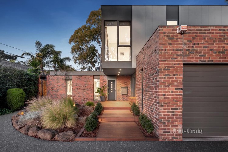 2 Hardy Crescent Heathmont 3135