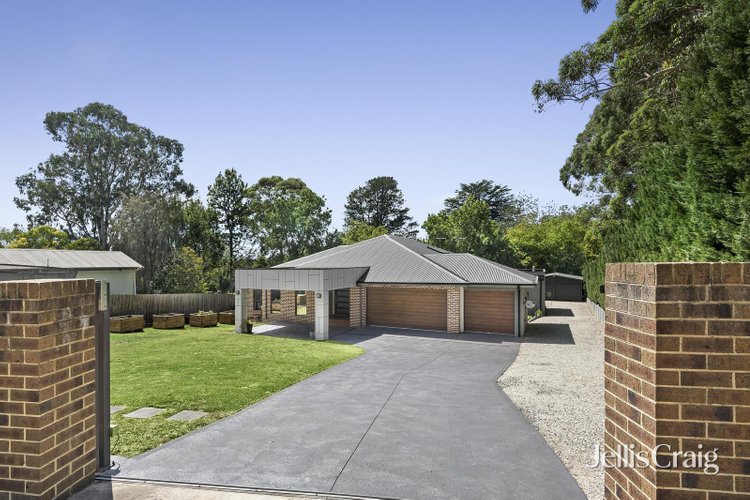 2 Hordern Road Mount Evelyn 3796