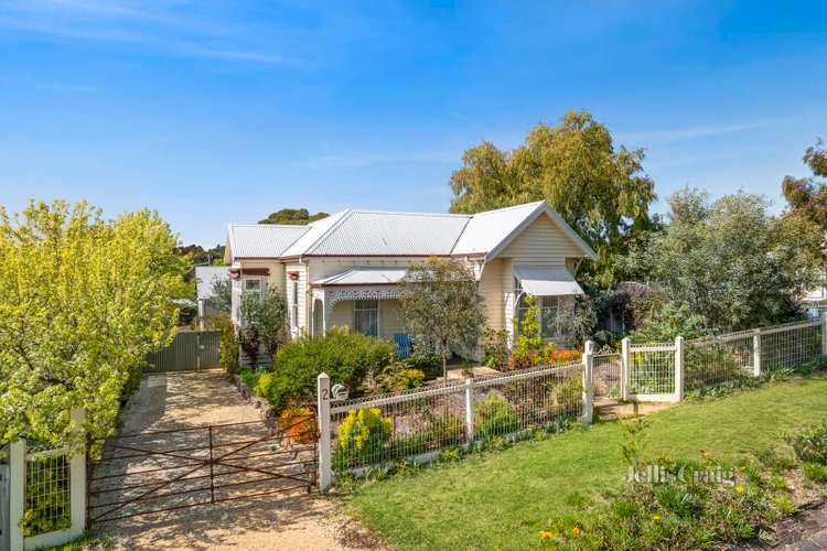2 Ireland Street Maldon 3463