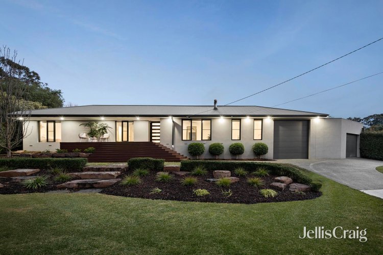 2 Karin Court Mooroolbark 3138