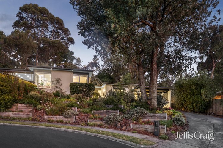 2 Kent Court Eltham 3095