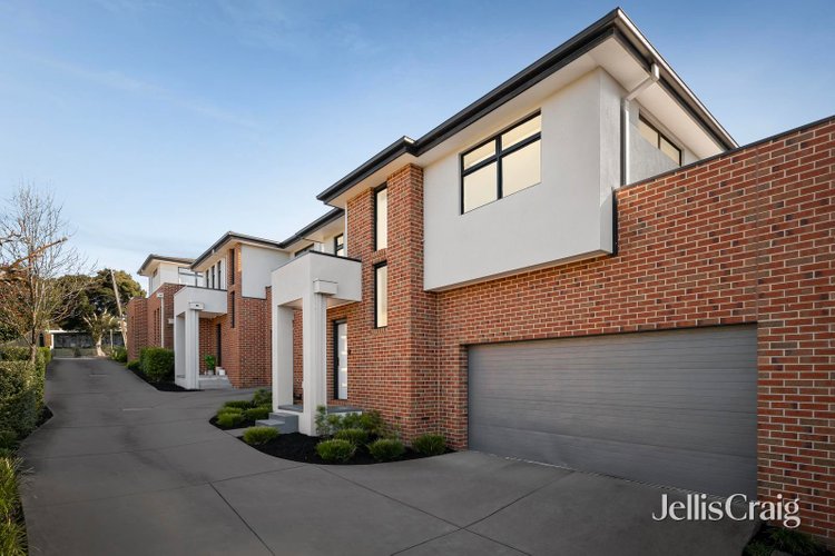 2 Lacey Close Lilydale 3140