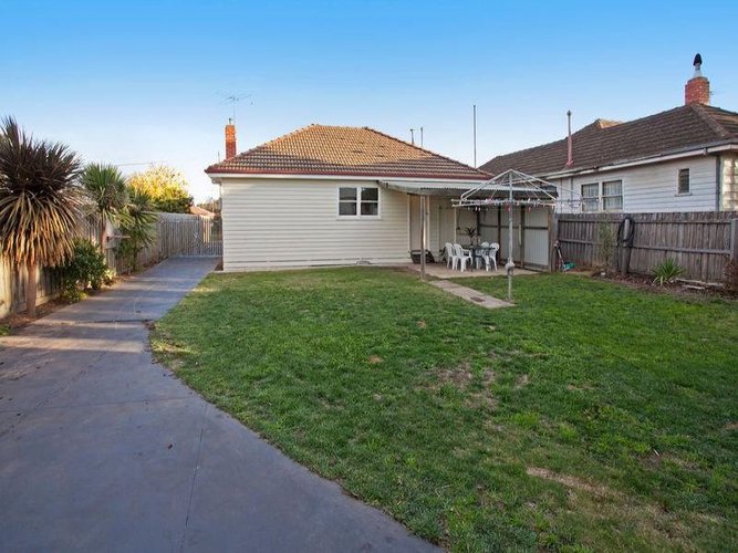 2 Langibanool Avenue, Hamlyn Heights