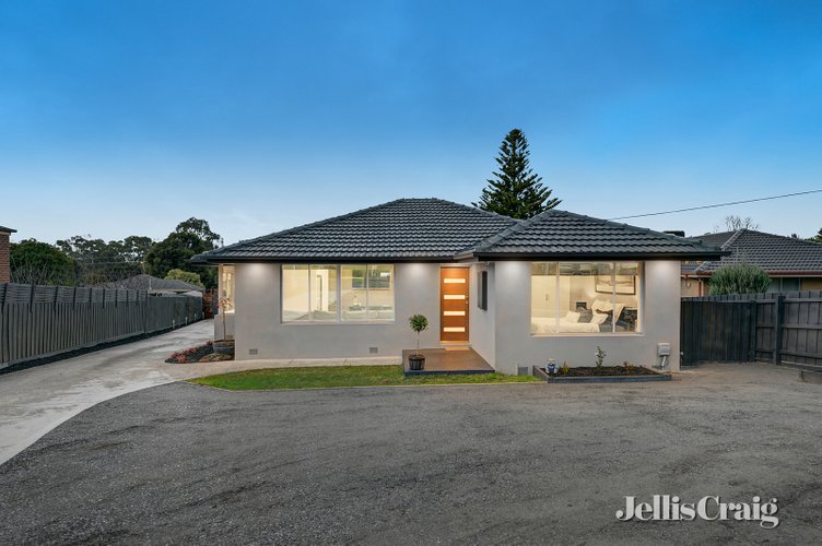 2 Lansell Road Mooroolbark 3138