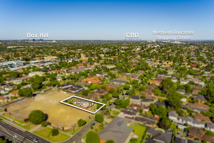 2 Leura Street Doncaster East 3109