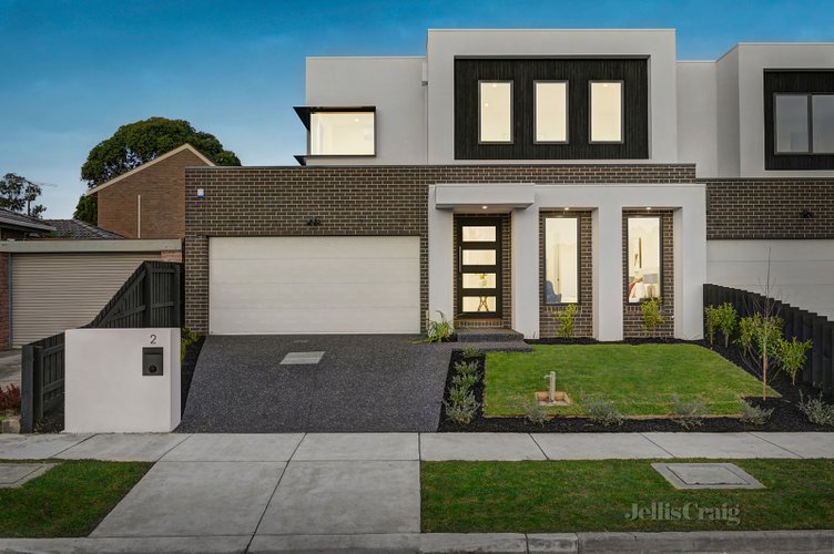 2 Loxley Court Doncaster East 3109