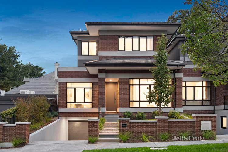 2 Marlowe Street Canterbury 3126