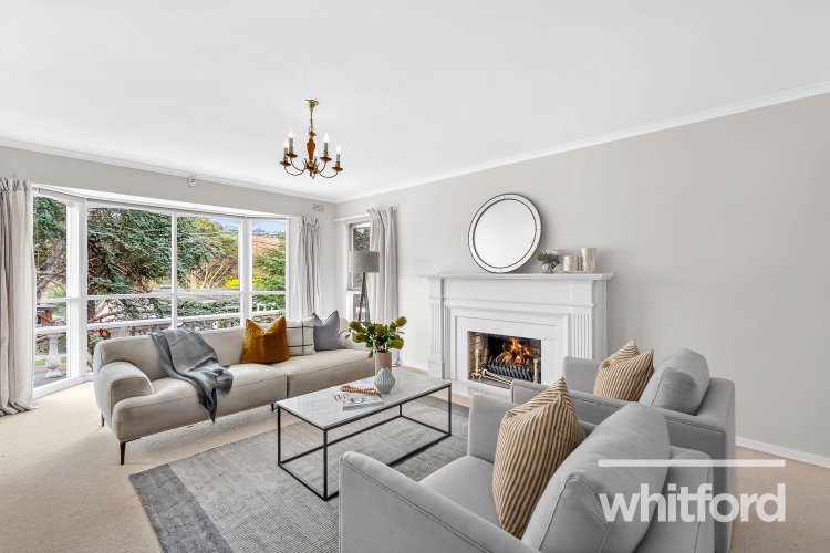 2 Mayfair Drive, Newtown