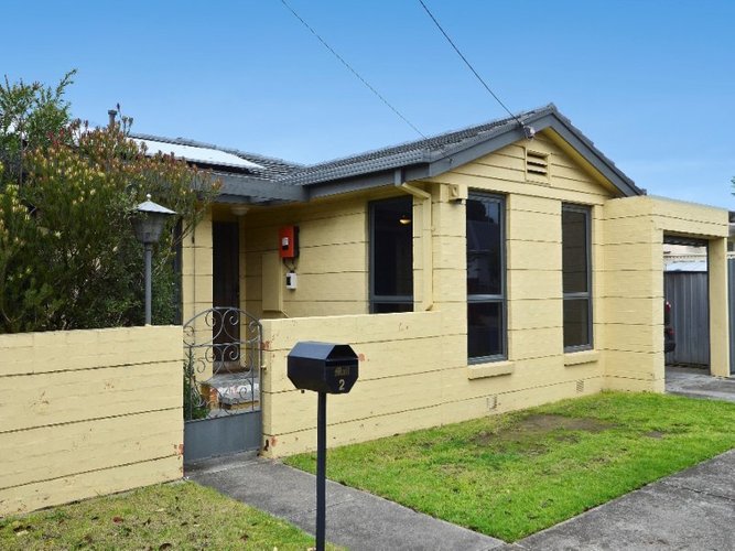 2 McMillan Avenue Geelong 3220