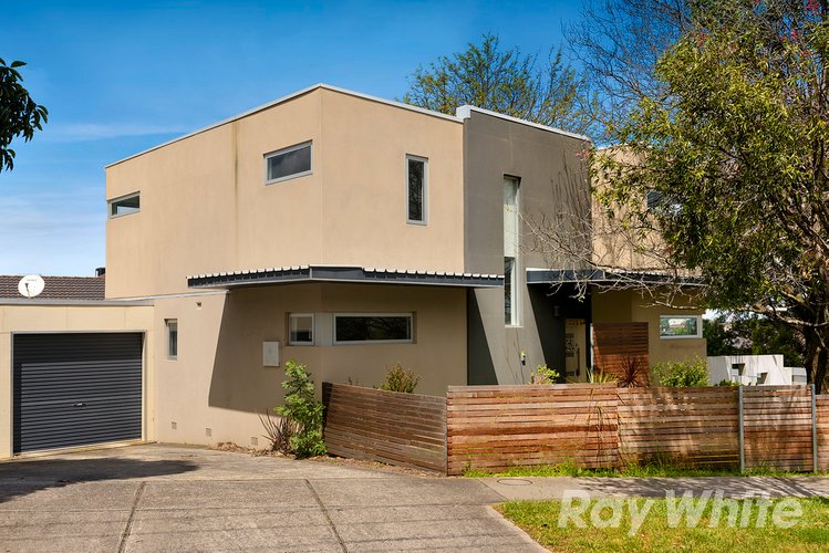 2 Melinga Crescent Chadstone 3148