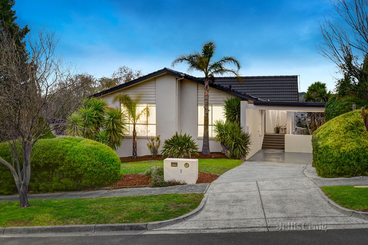 2 Miramar Court Donvale 3111