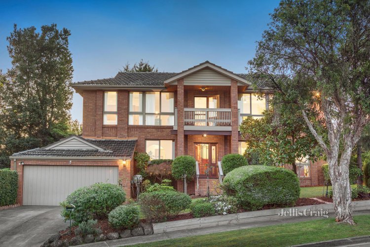 2 Mountleigh Court Glen Waverley 3150