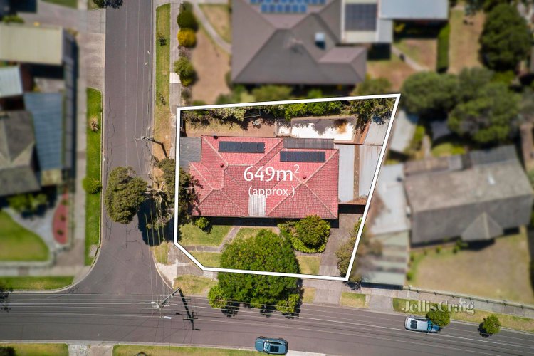 2 Neville Street Keilor East 3033