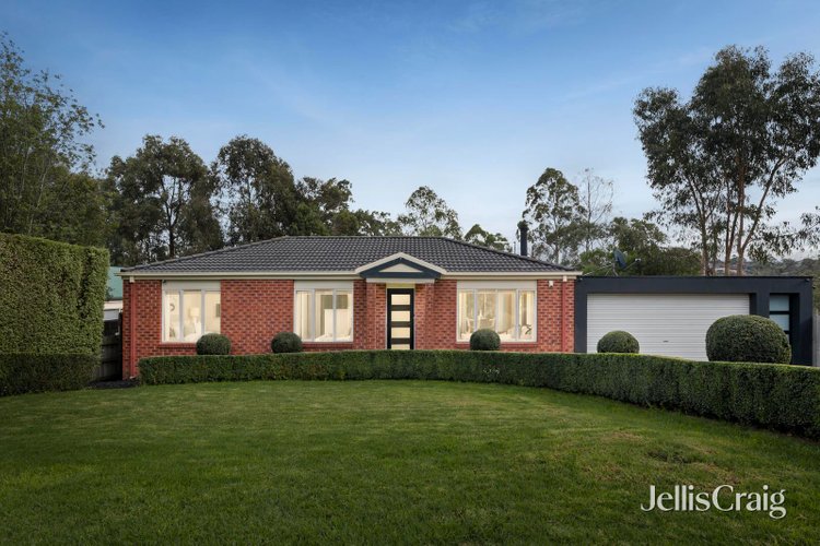 2 Nicholson Lane Lilydale 3140