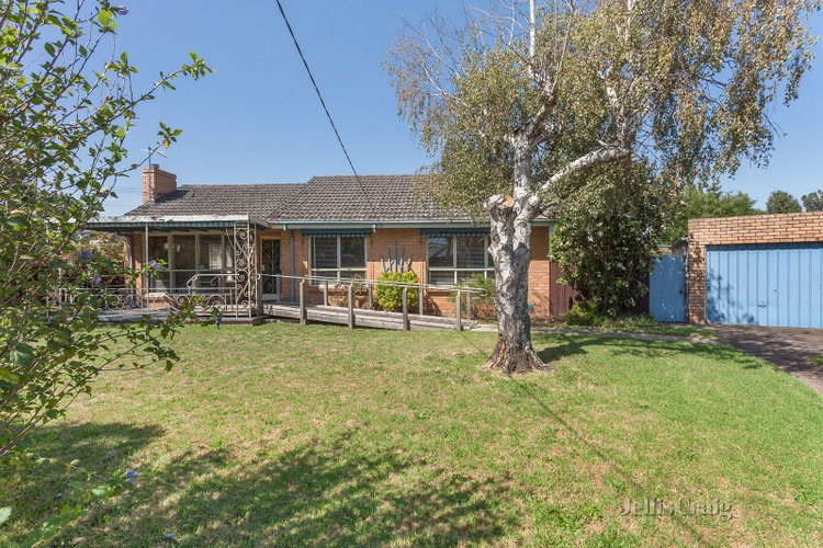 2 Noora Avenue Bentleigh East 3165