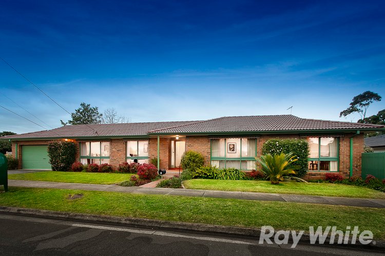 2 Ormiston Street Mount Waverley 3149