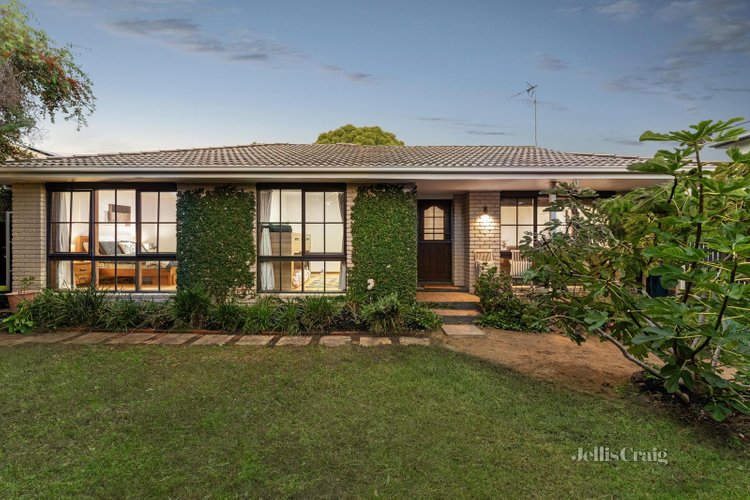 2 Ozone Avenue Beaumaris 3193