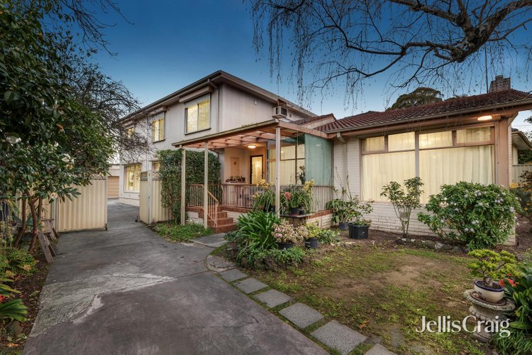 2 Pamela Street Mount Waverley 3149