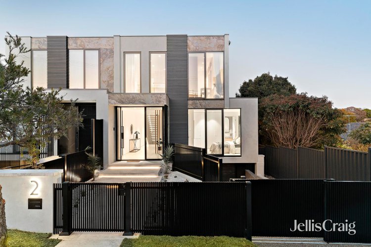 2 Pearl Street Essendon West 3040