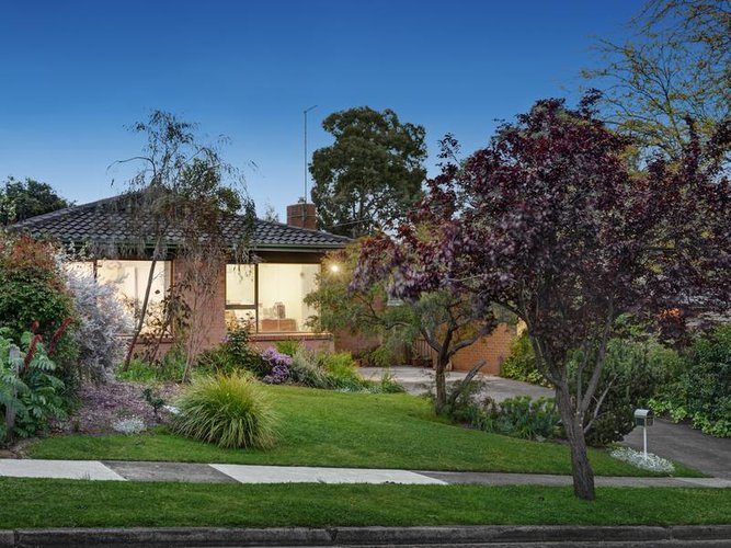2 Pentlowe Avenue Templestowe Lower 3107