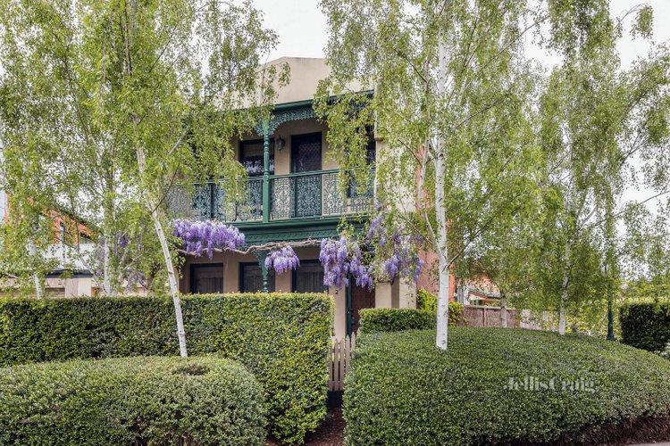 2 Peppercorn Terrace Pascoe Vale South 3044