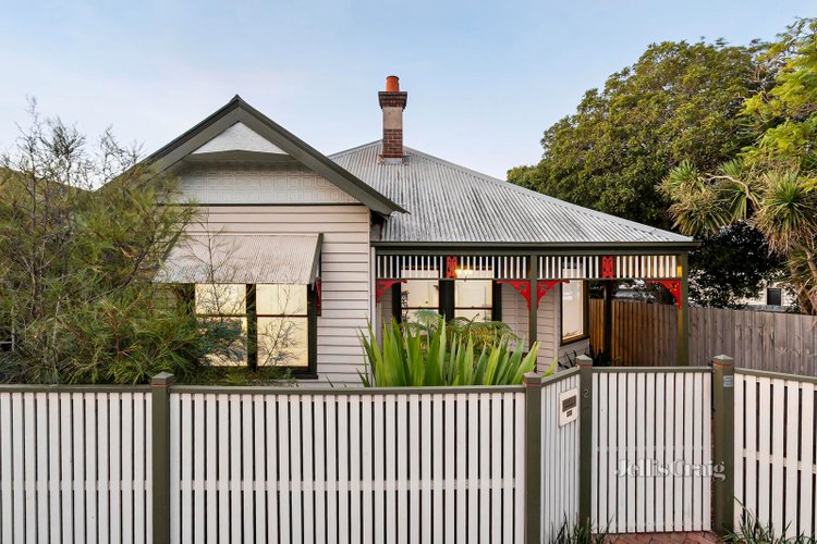 2 Pizer Street Geelong West 3218