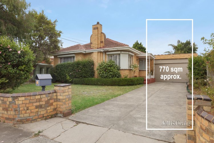 2 Poet Road Bentleigh East 3165