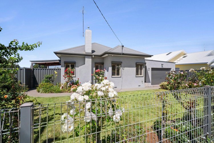 2 Stanbridge Street Daylesford 3460