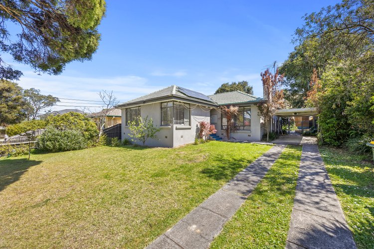 2 Teal Court Forest Hill 3131