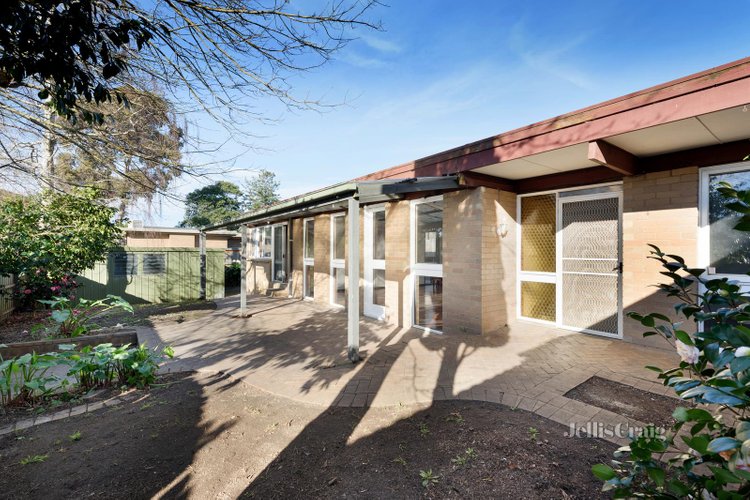 2 Trenton Avenue Glen Waverley 3150
