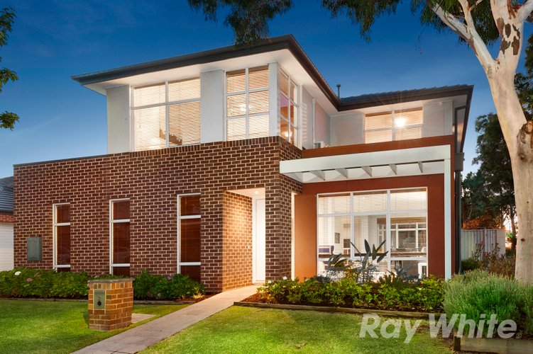 2 Tusmore Place Mulgrave 3170