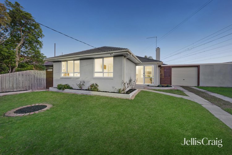 2 Uonga Road Bentleigh 3204