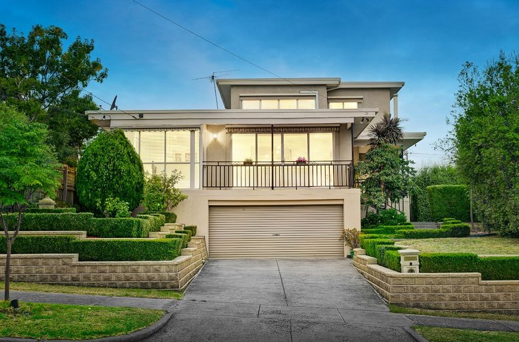 2 Uxbridge Avenue Doncaster 3108