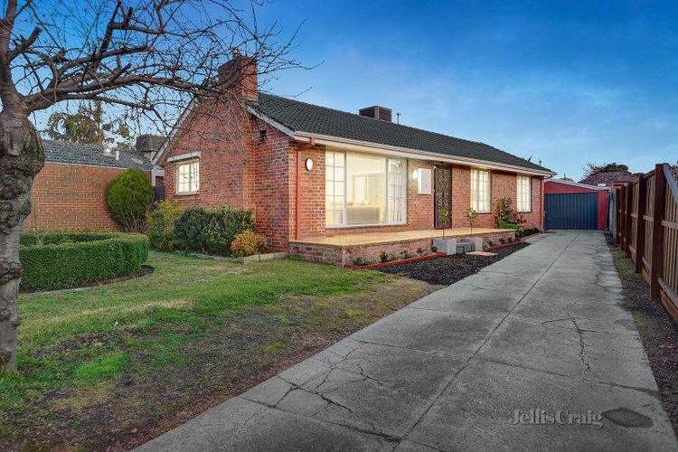 2 Violet Court Blackburn South 3130