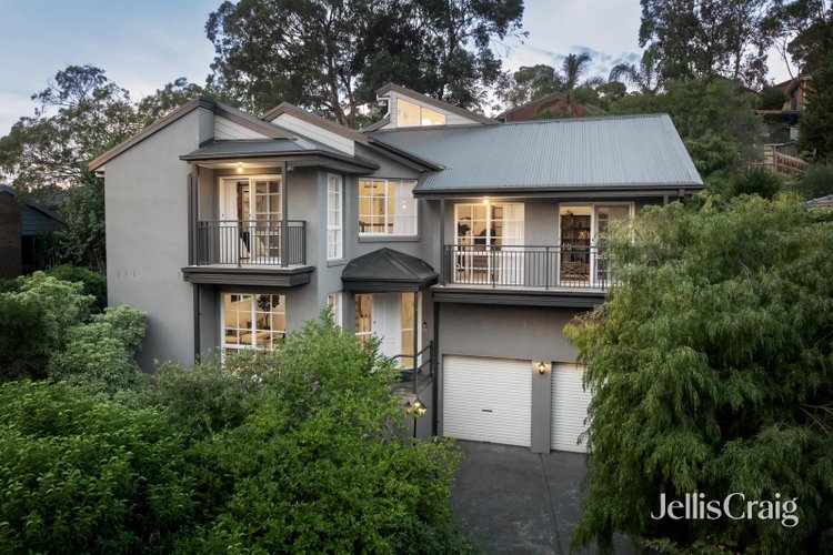 2 Warrool Court Greensborough 3088